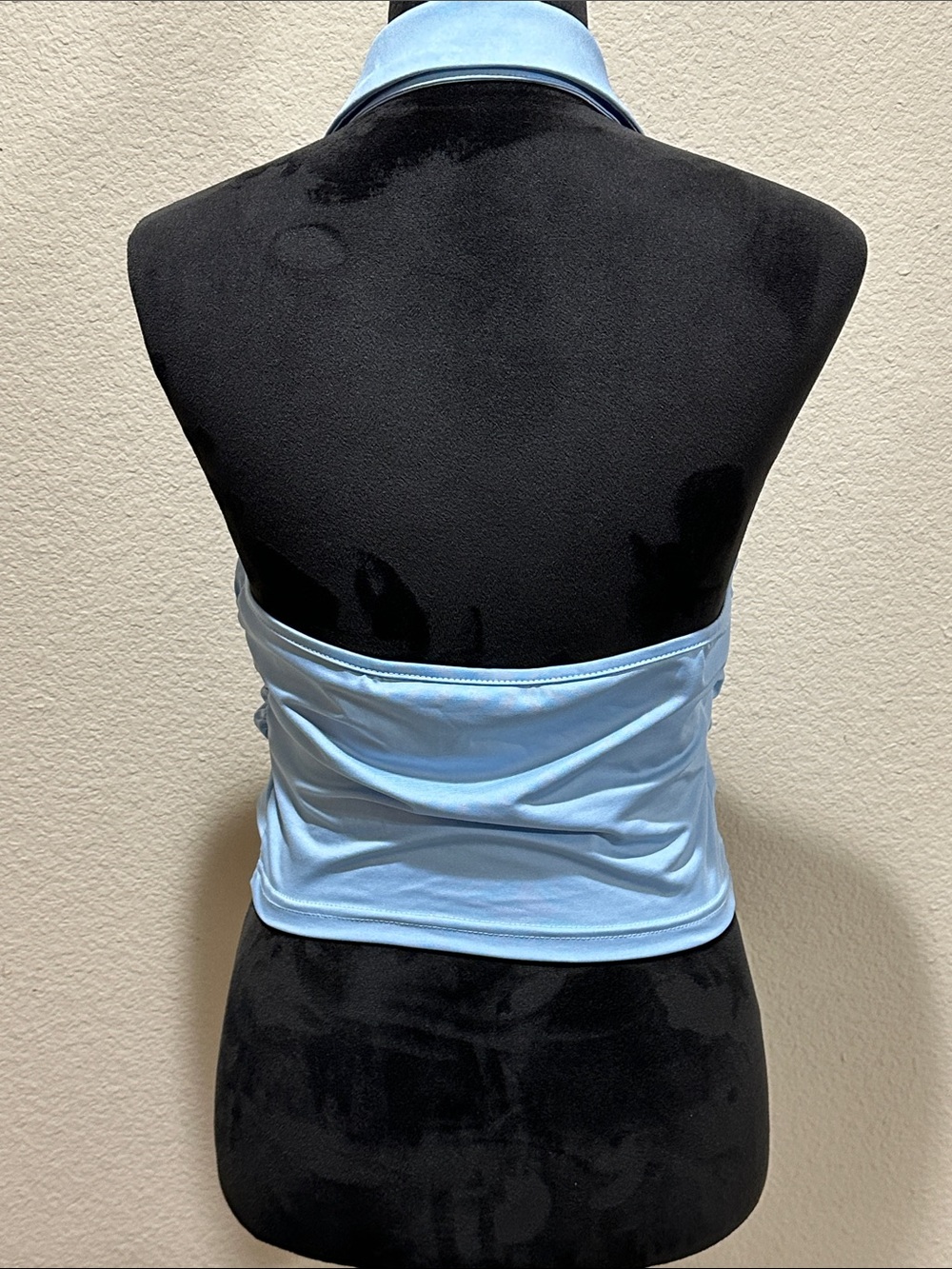 Light Blue Ruched Halter Collared Crop Top - Picture 3 of 4